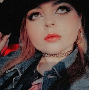 Meet your Posher, Jaycee